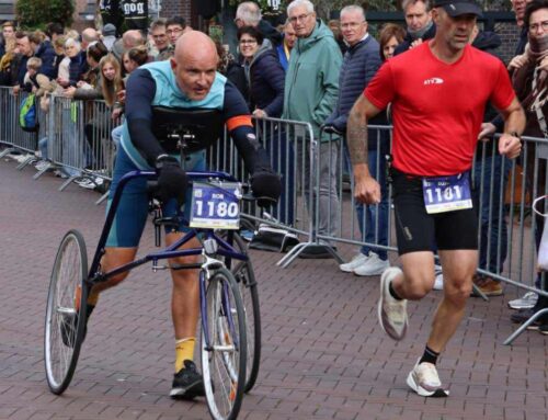 Rob liep de halve marathon met zijn frame